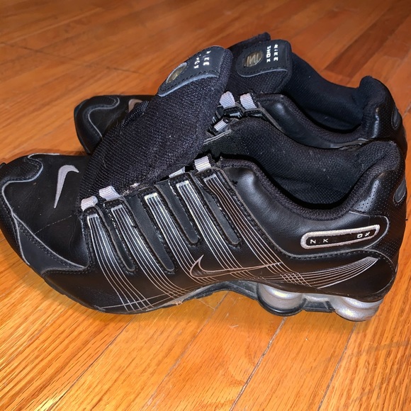 youth nike shox